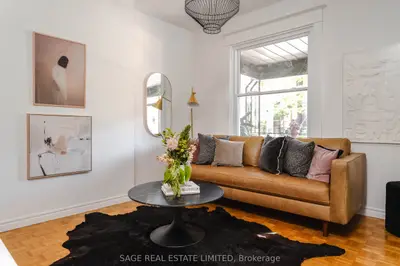 344 Montrose Avenue, Toronto C01, ON M6G 3G8