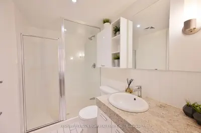 19 Singer Court 1619, Toronto C15, ON M2K 0B2
