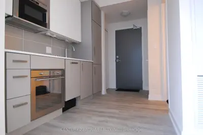 17 dundonald Street 1208, Toronto C08, ON M4Y 1K3
