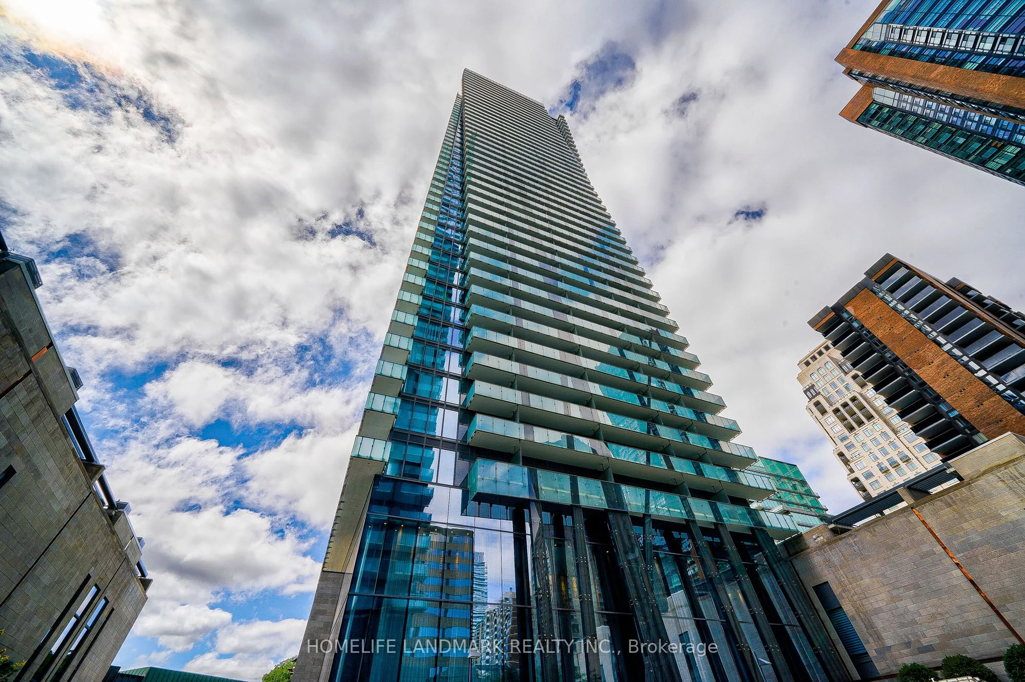 65 St Mary Street 1108, Toronto C01, On M5s 0a6