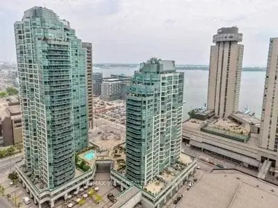 10 Yonge Street 3210, Toronto C01, ON M5E 1R4