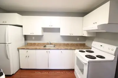 2643 Yonge Street 202, Toronto C10, ON M4P 2J6