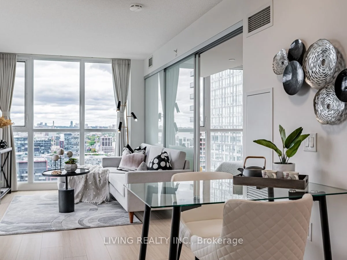 85 Queens Wharf Road 3007, Toronto C01, ON M5V 0J9