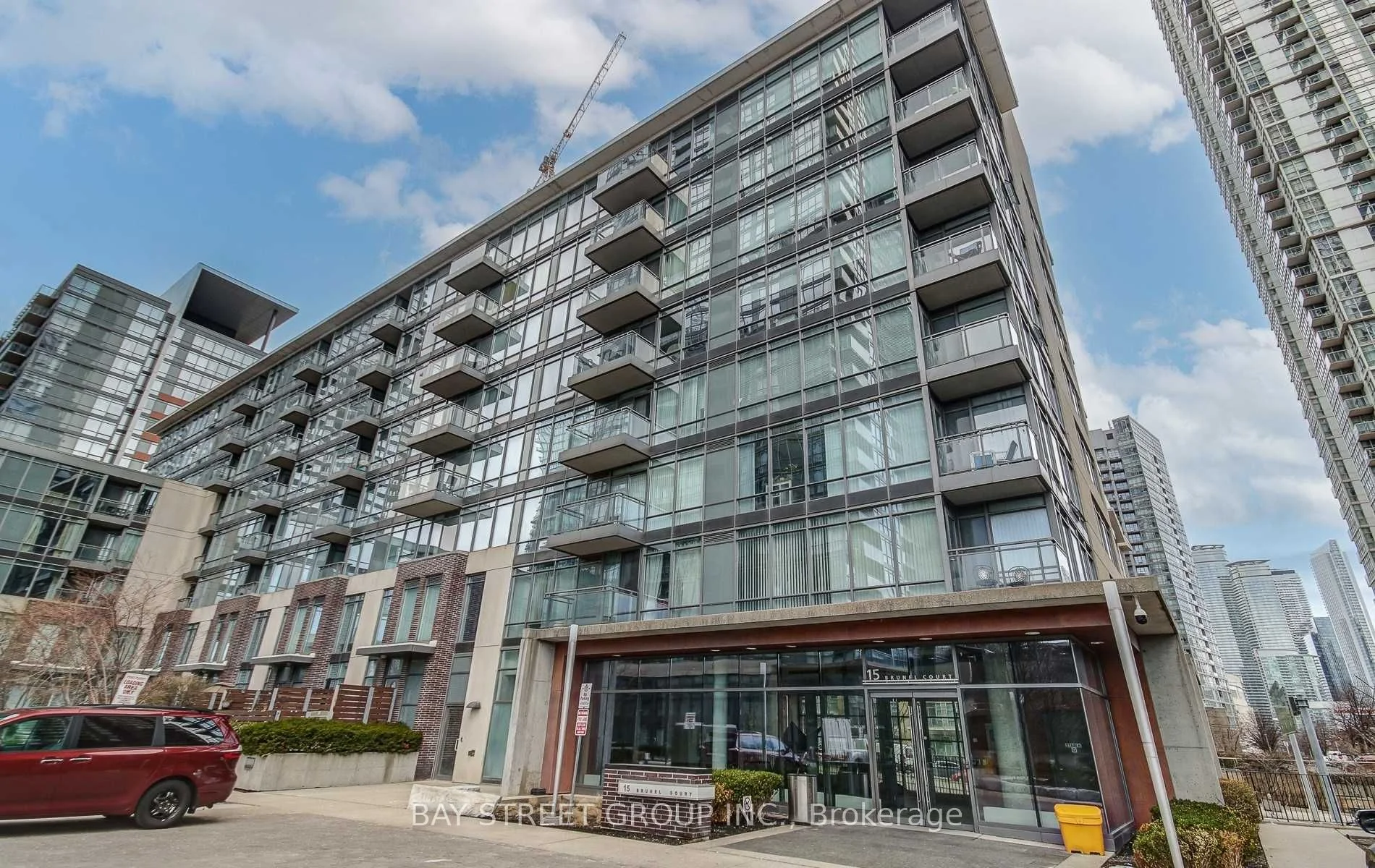 15 Brunel Court 317, Toronto C01, On M5v 3y6