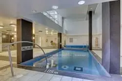 25 Carlton Street 2301, Toronto C08, On M5b 1l4