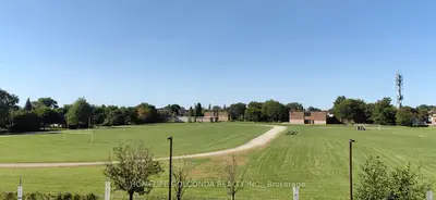 1030 Sheppard Avenue W 216, Toronto C06, ON M3H 6C1