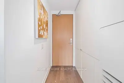 629 King Street W 1015, Toronto C01, ON M5V 1M5