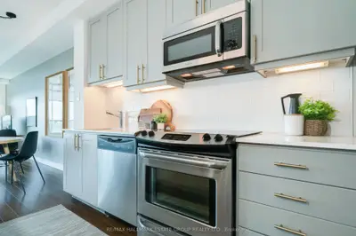 1171 Queen Street W 1312, Toronto C01, ON M6J 0A5