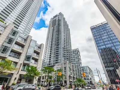 2181 Yonge Street 2212, Toronto C10, On M4s 3h7