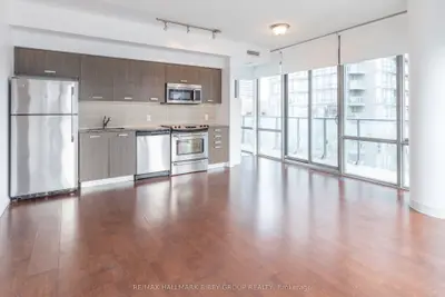 832 Bay Street 1508, Toronto C01, On M5s 1z6
