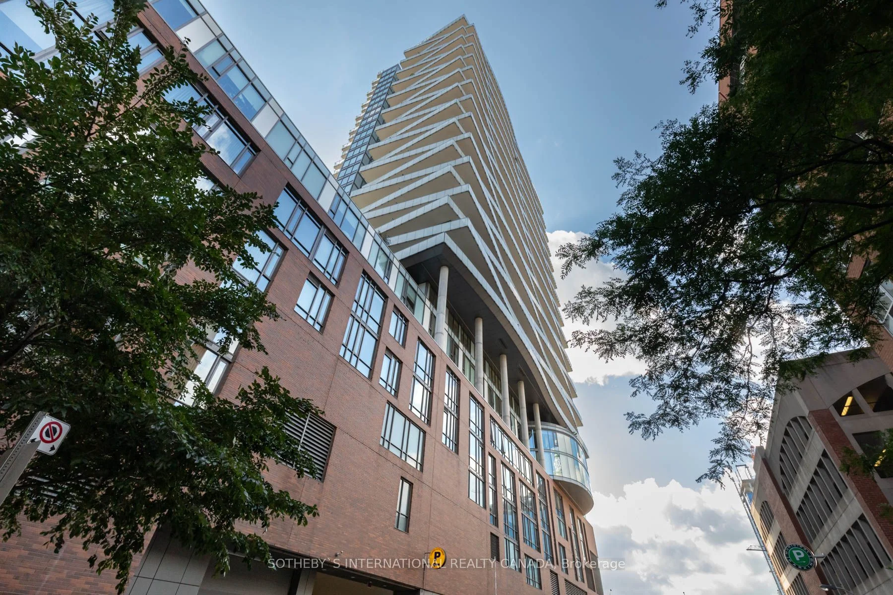 1 Market Street 2511, Toronto C08, ON M5E 0A2
