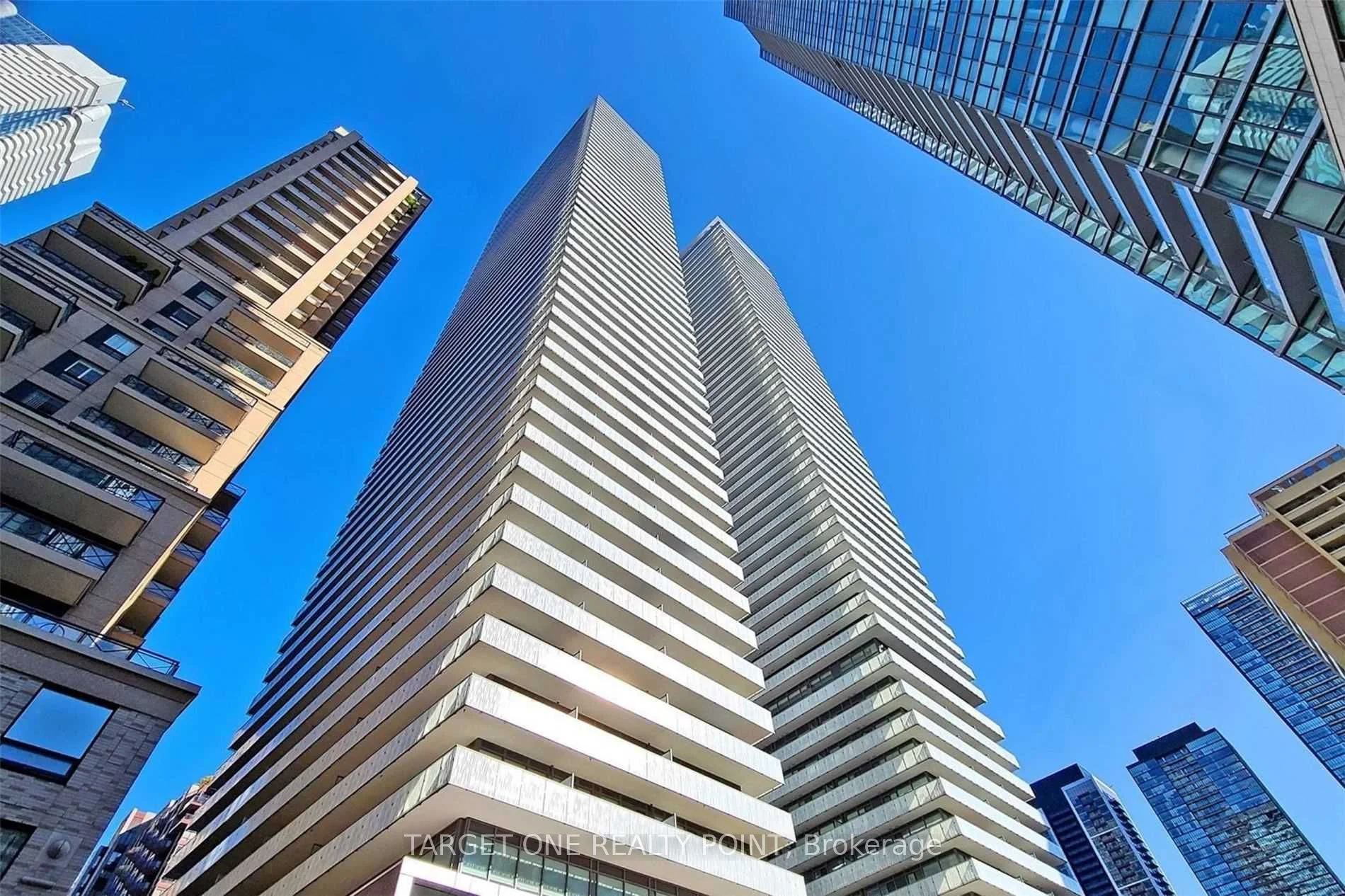 50 Charles Street E 4307, Toronto C08, On M4y 0c3