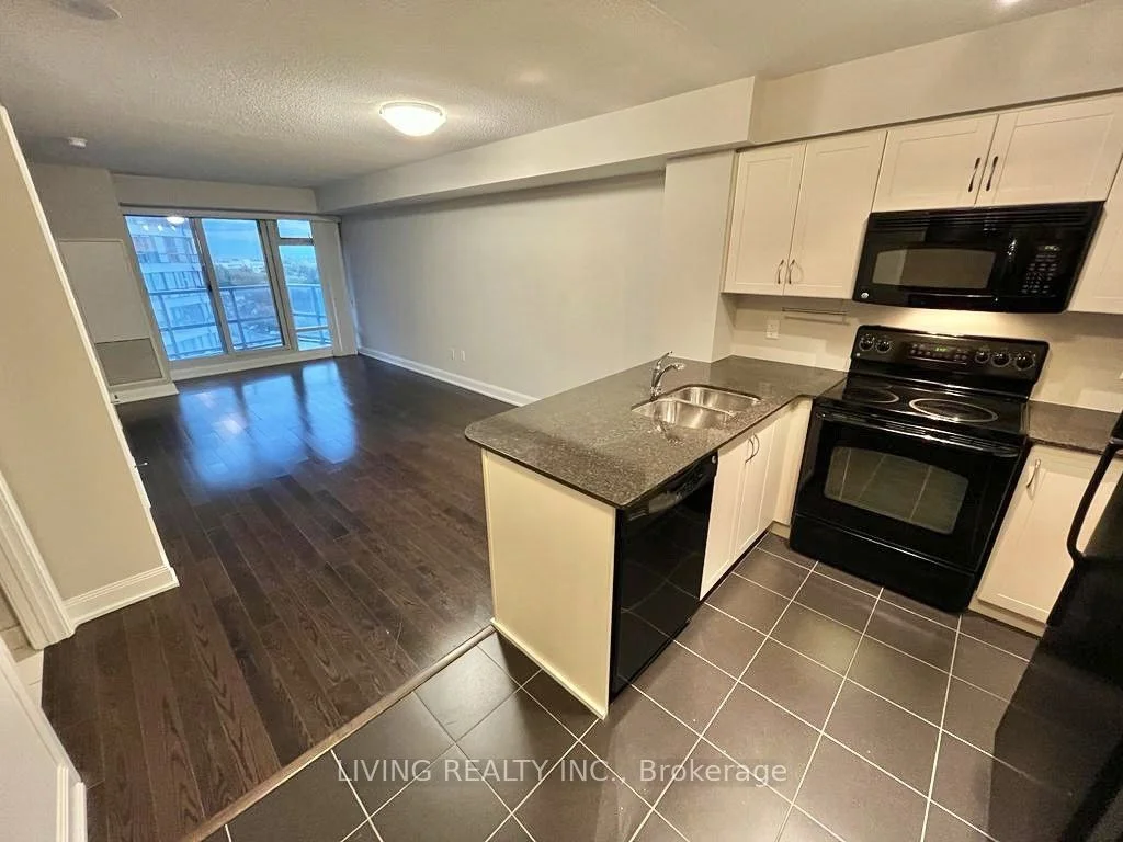 2181 Yonge Street 1112, Toronto C10, ON M4S 3H7