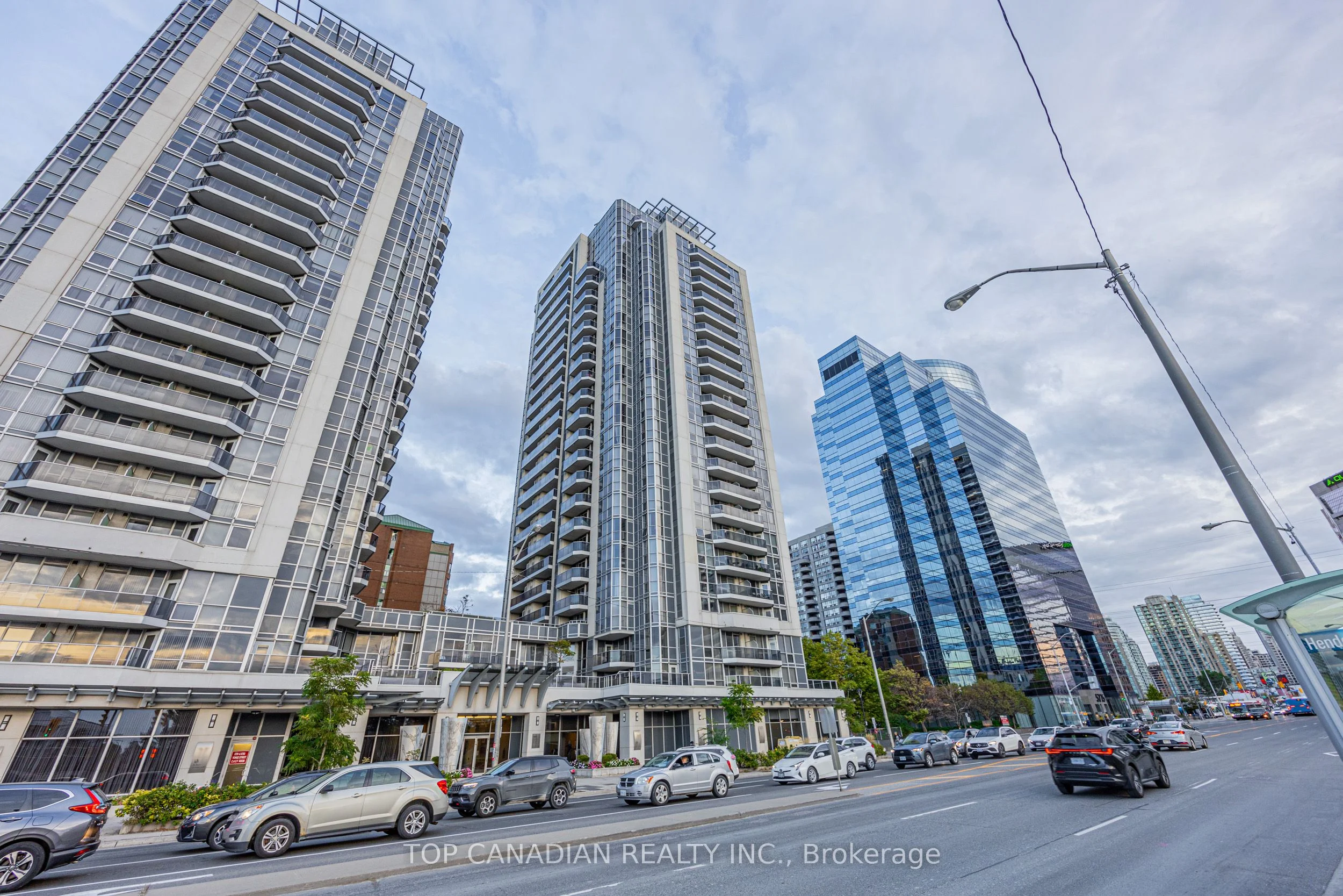 5791 Yonge Street 809, Toronto C14, ON M2M 3T9