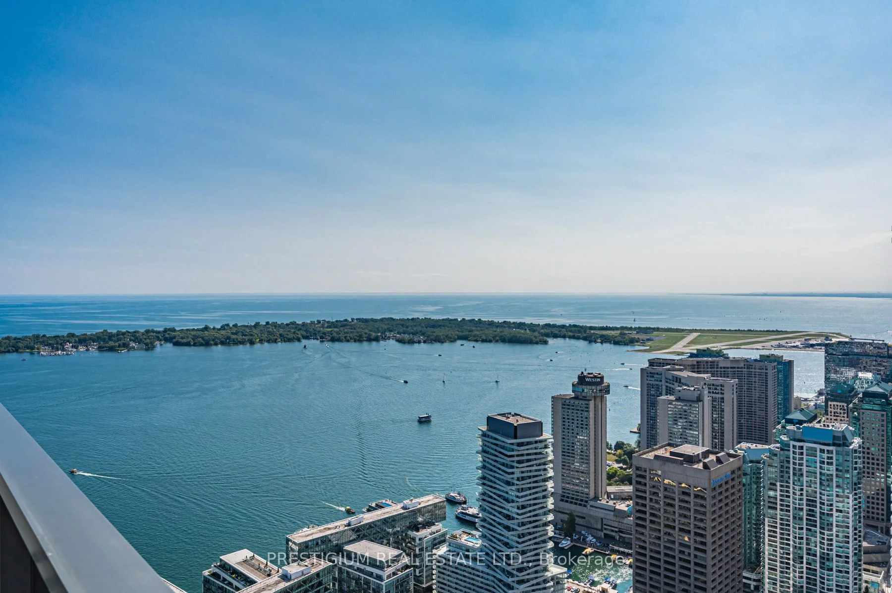 138 Downes Street 6611, Toronto C08, On M5e 0e4