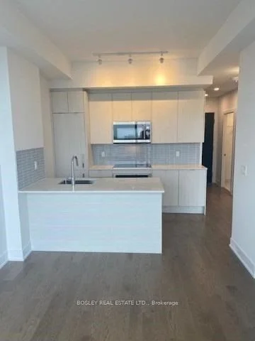 181 Bedford Road 2206, Toronto C02, On M5r 0a5