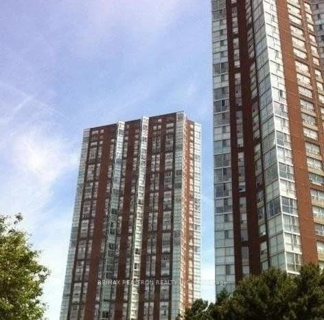5 Concorde Place Place 3102, Toronto C13, ON M3C 3M8