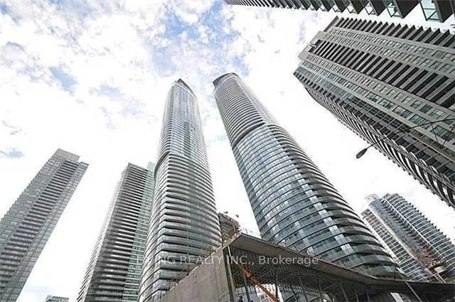 14 York Street 2704, Toronto C01, On M5j 0b1