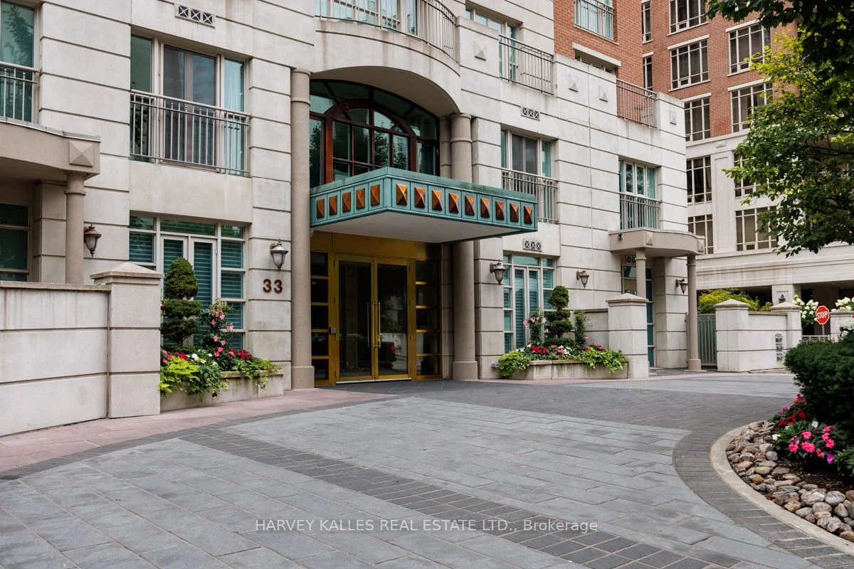 33 Delisle Avenue 605, Toronto C02, ON M4V 3C7