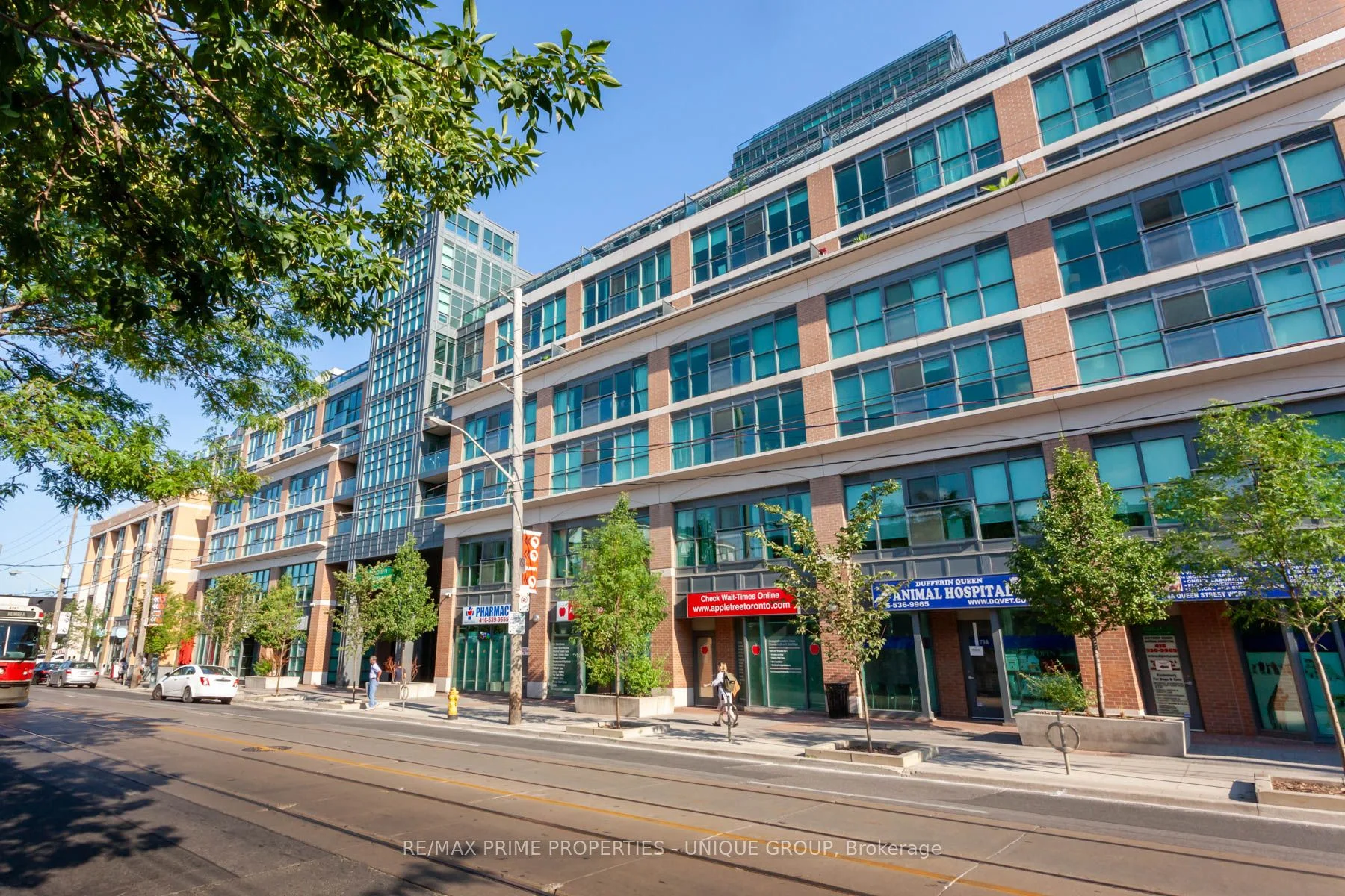 1169 Queen Street W 618, Toronto C01, ON M6J 0A4
