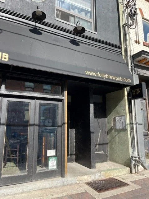 928 College Street 2, Toronto C01, ON M6H 1A4