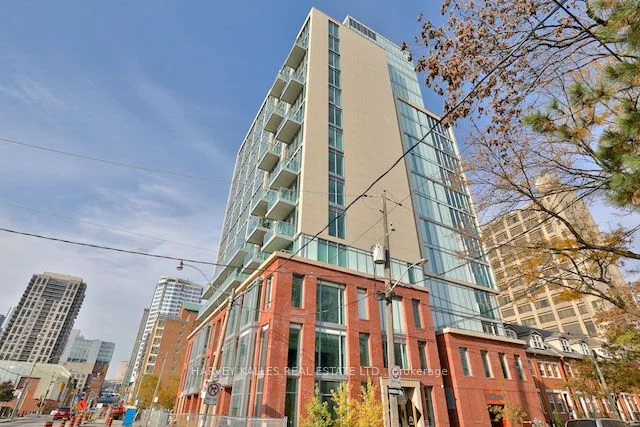 220 George Street 707, Toronto C08, On M5a 2n1
