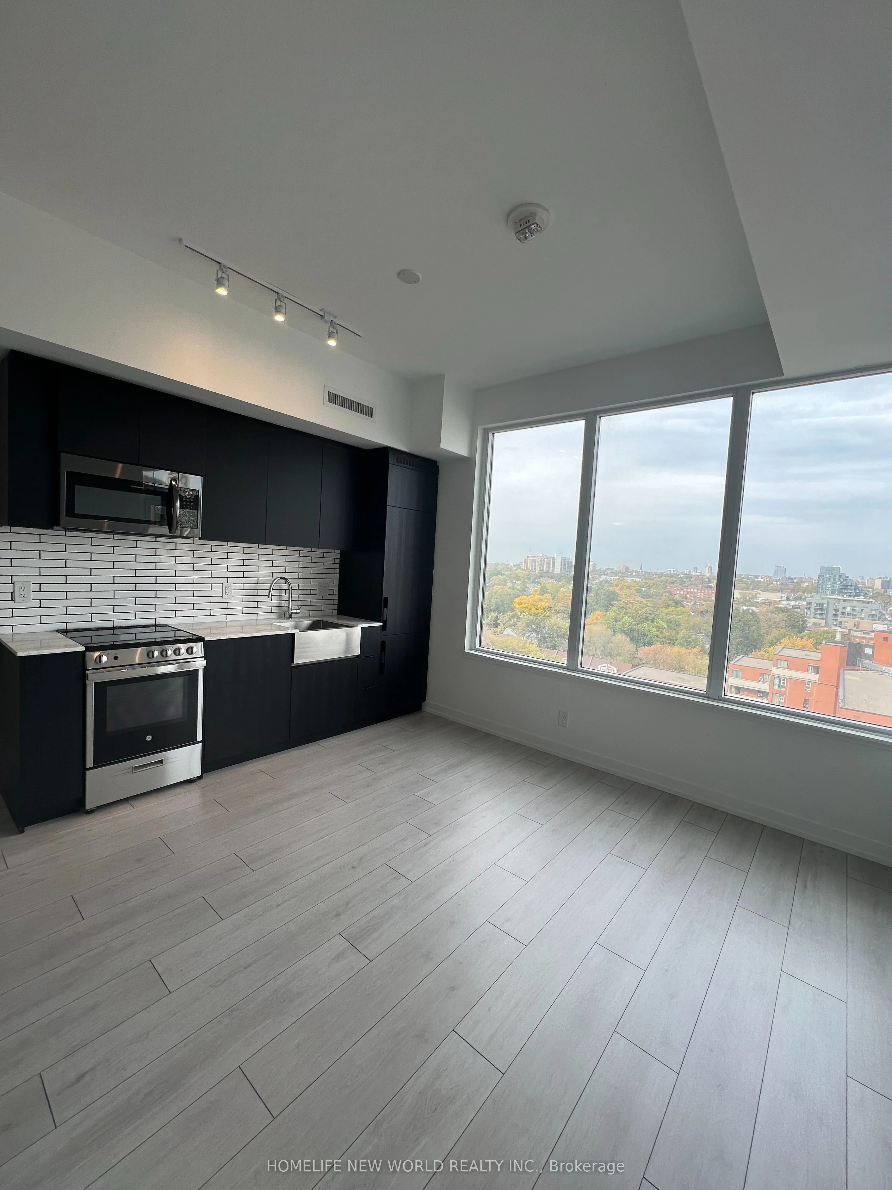 270 Dufferin Street N 922, Toronto C01, ON M6K 0H8