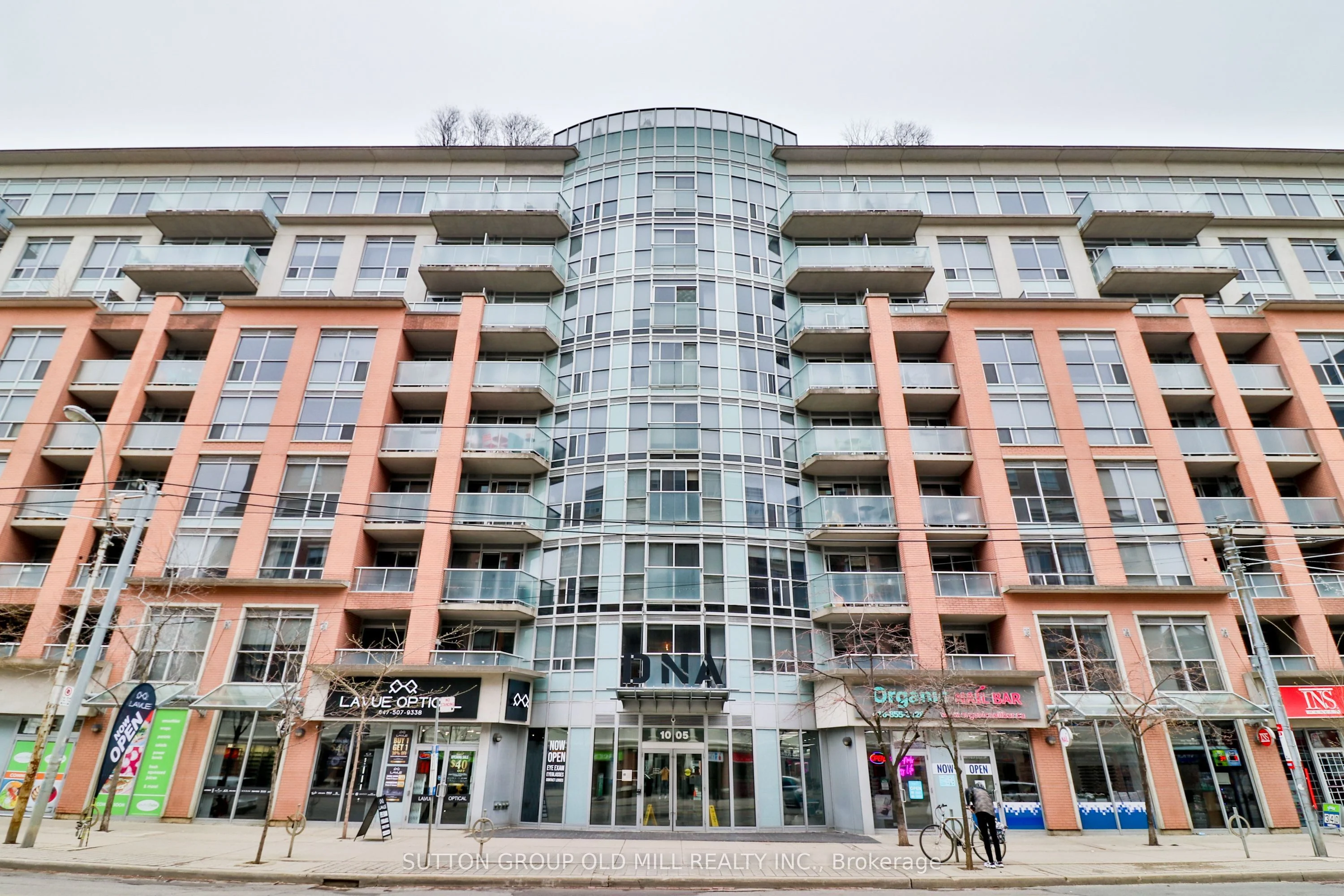 1005 King Street W 205, Toronto C01, ON M6K 3M8