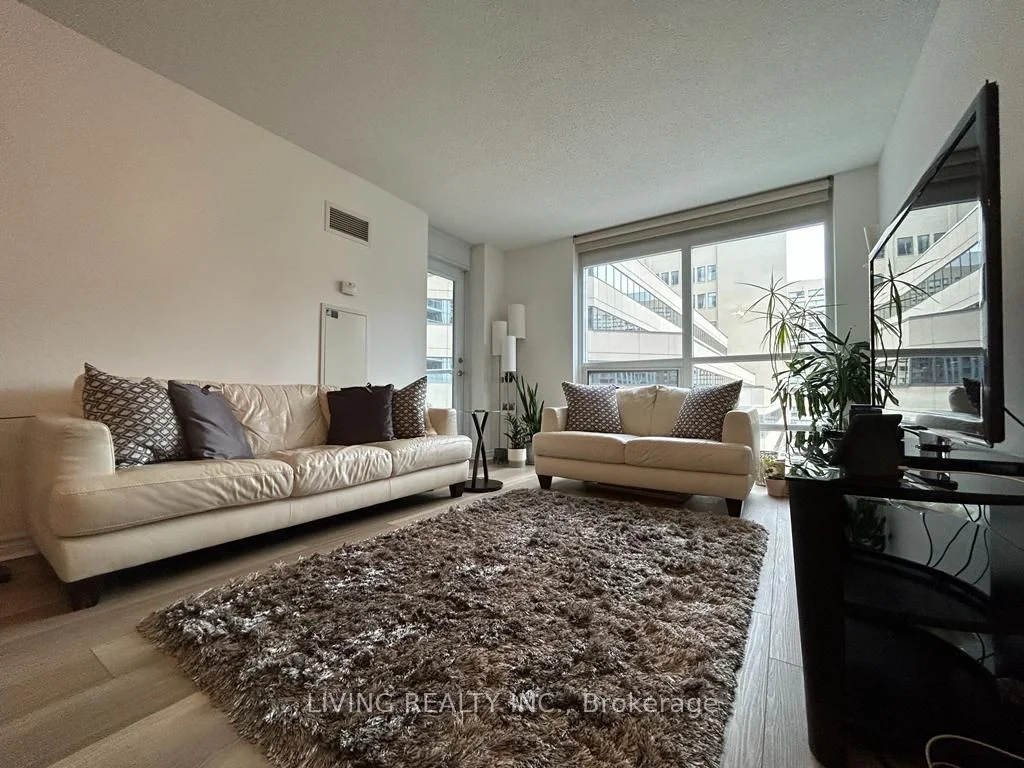 763 Bay Street 403, Toronto C01, On M5g 2r3