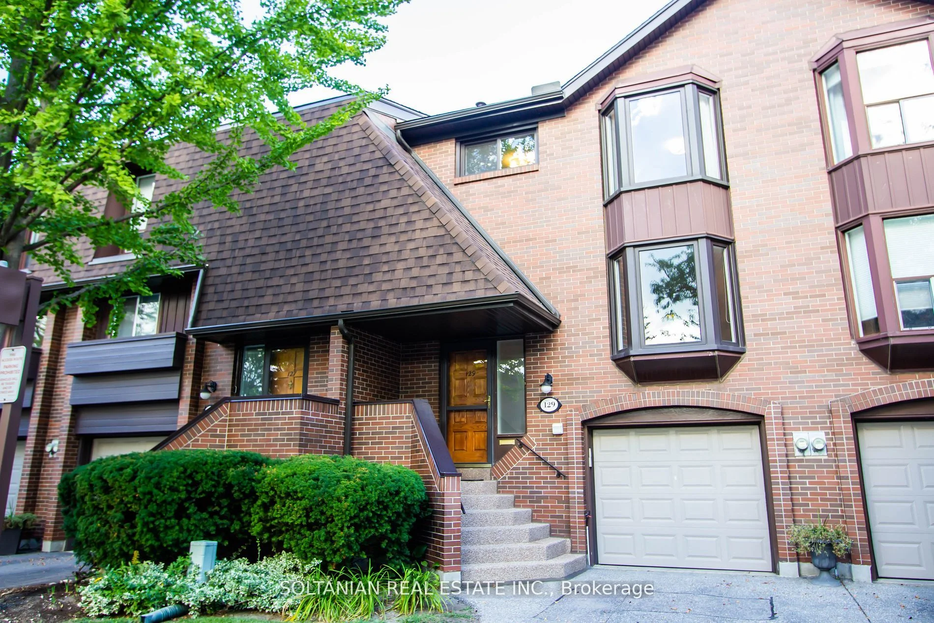 129 Gypsy Rose Way 13, Toronto C14, ON M2N 5Z1