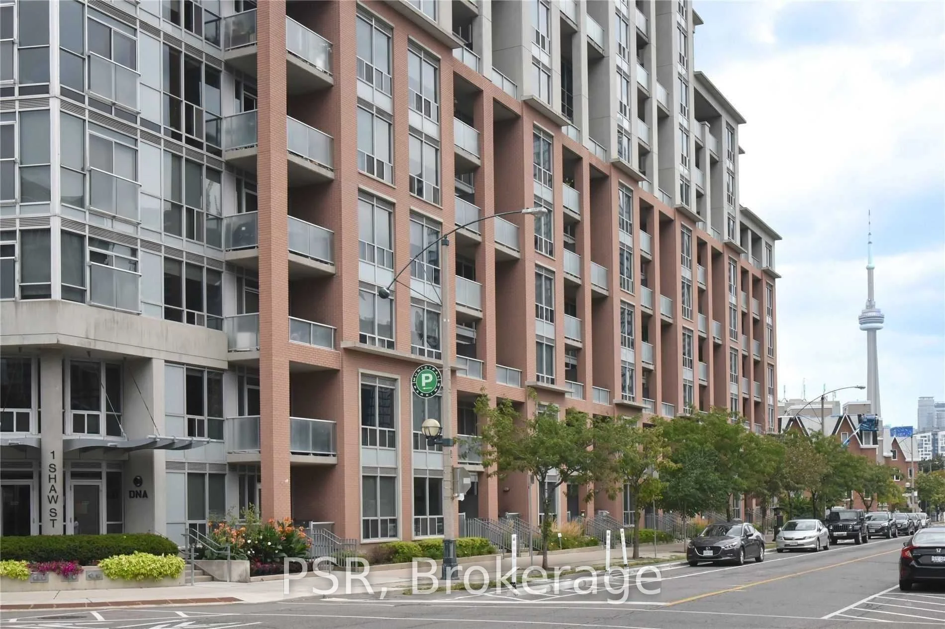 1 Shaw Street S 1217, Toronto C01, ON M6K 0A1
