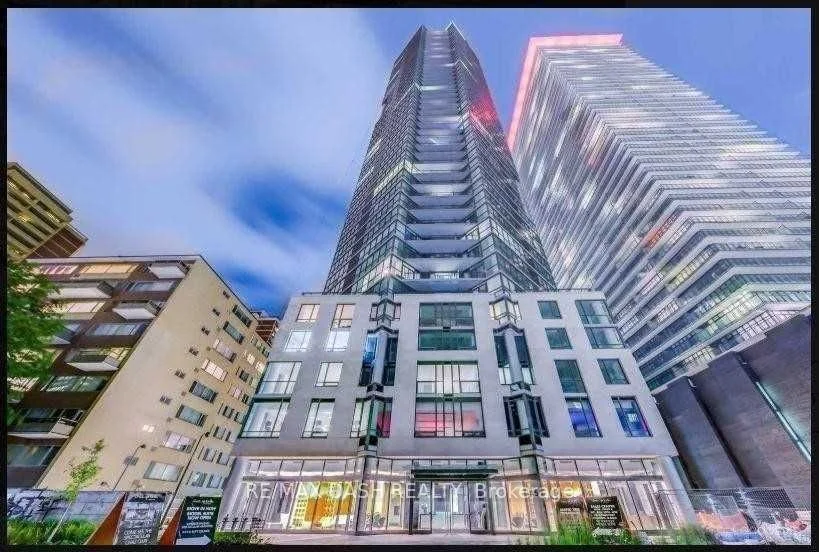 45 Charles Street E 4811, Toronto C08, On M4y 0b8