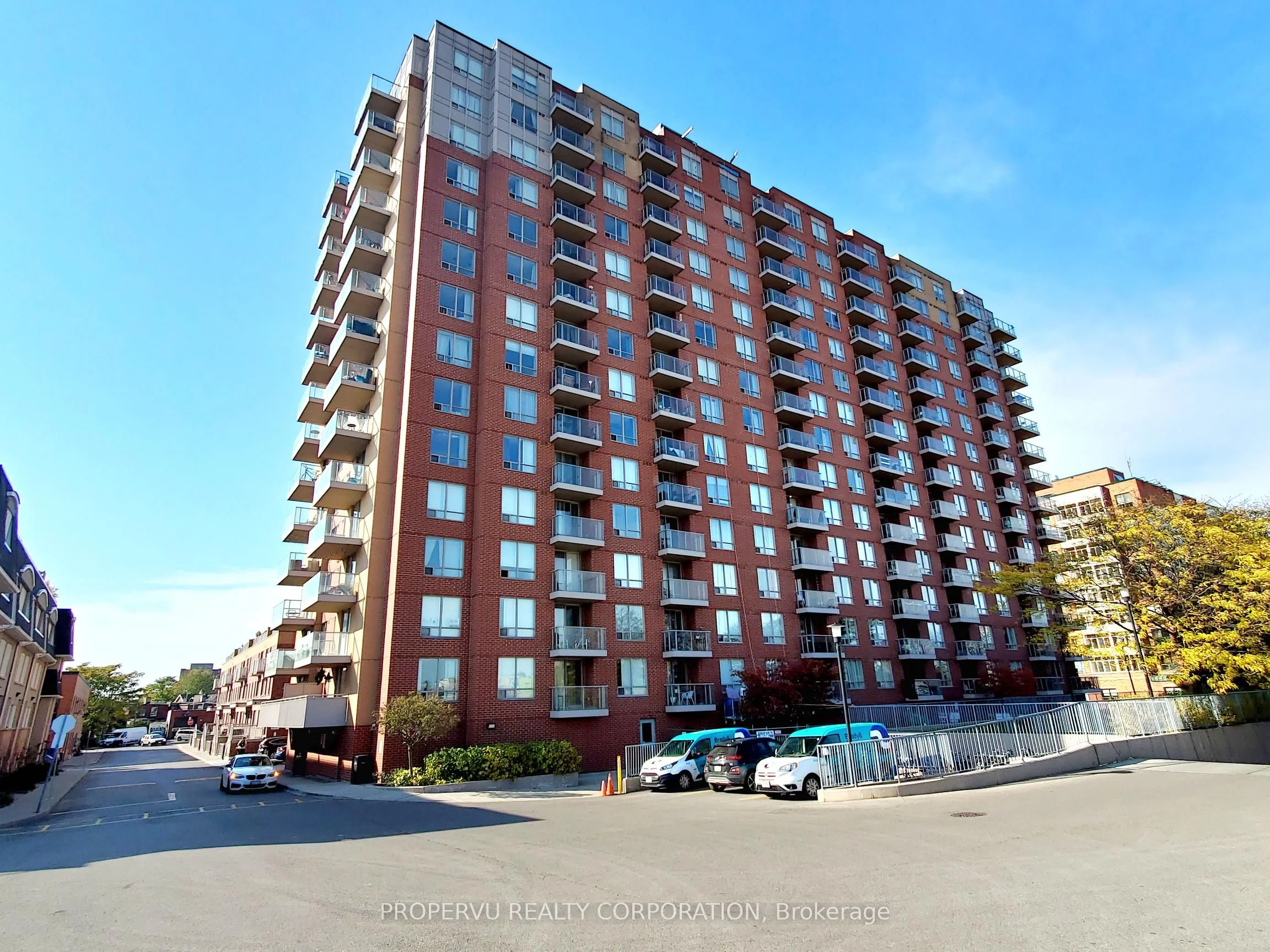 1369 Bloor Street W 1513, Toronto C01, ON M6P 4J4