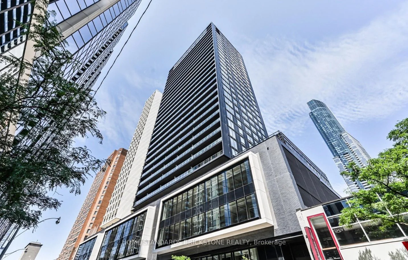 20 Edward Street 1107, Toronto C01, ON M5G 1C9