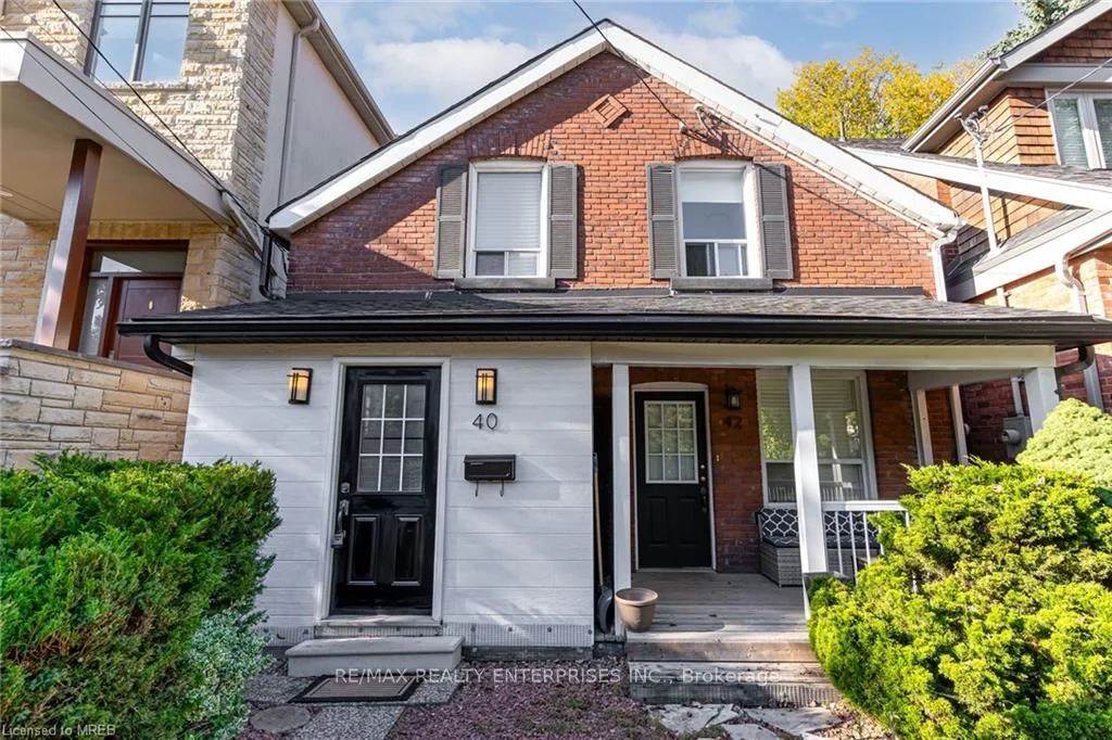 40 Roslin Avenue, Toronto C04, ON M4N 1Y9