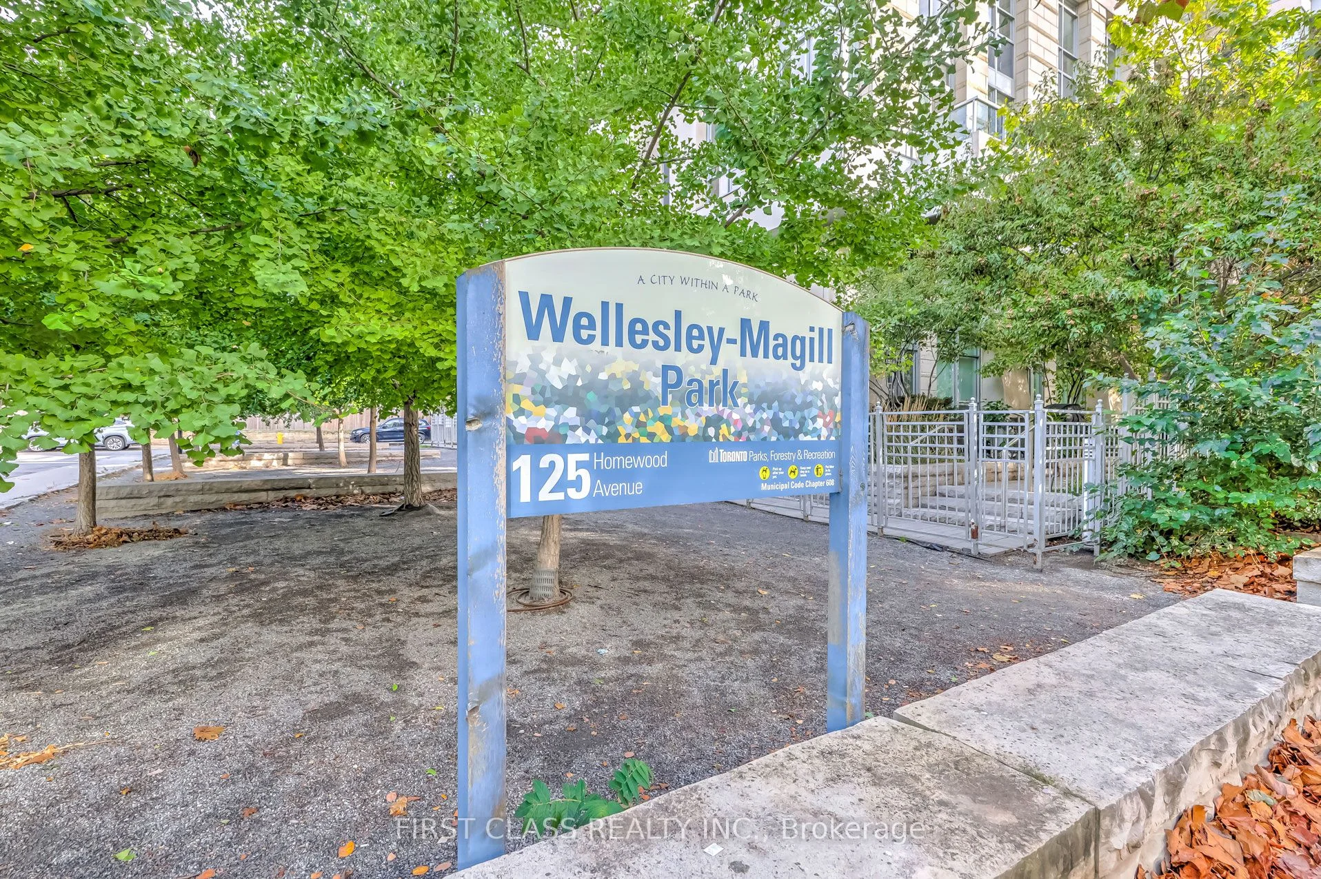 120 Homewood Avenue 1206, Toronto C08, On M4y 2j3