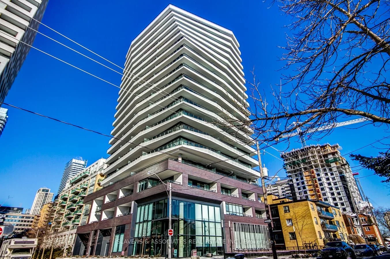 11 Lillian Street 603, Toronto C10, ON M4S 2H7