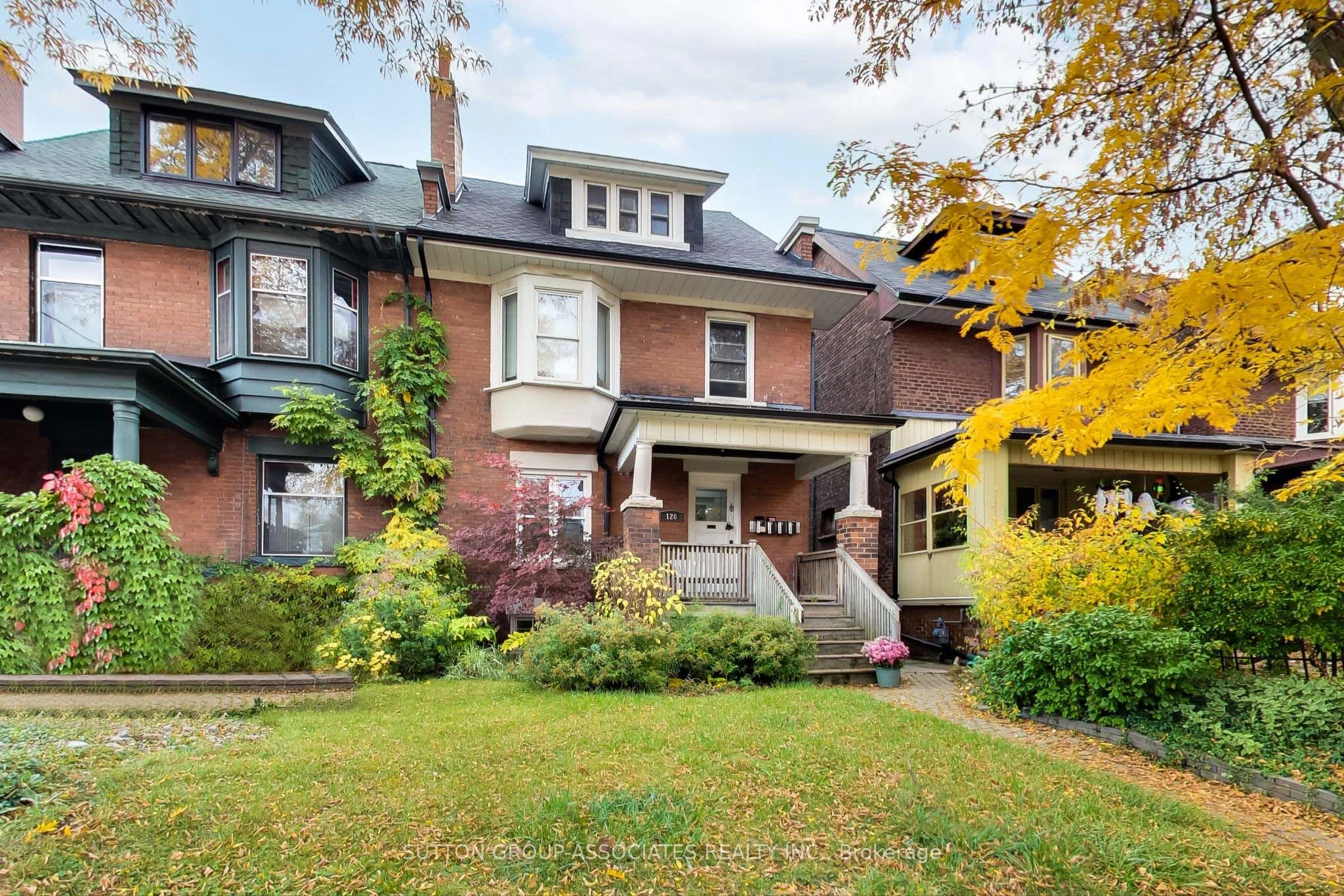 126 Glenholme Avenue, Toronto C03, ON M6E 3C3