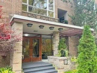 1 Rosedale Road 205, Toronto C09, ON M4W 2P1
