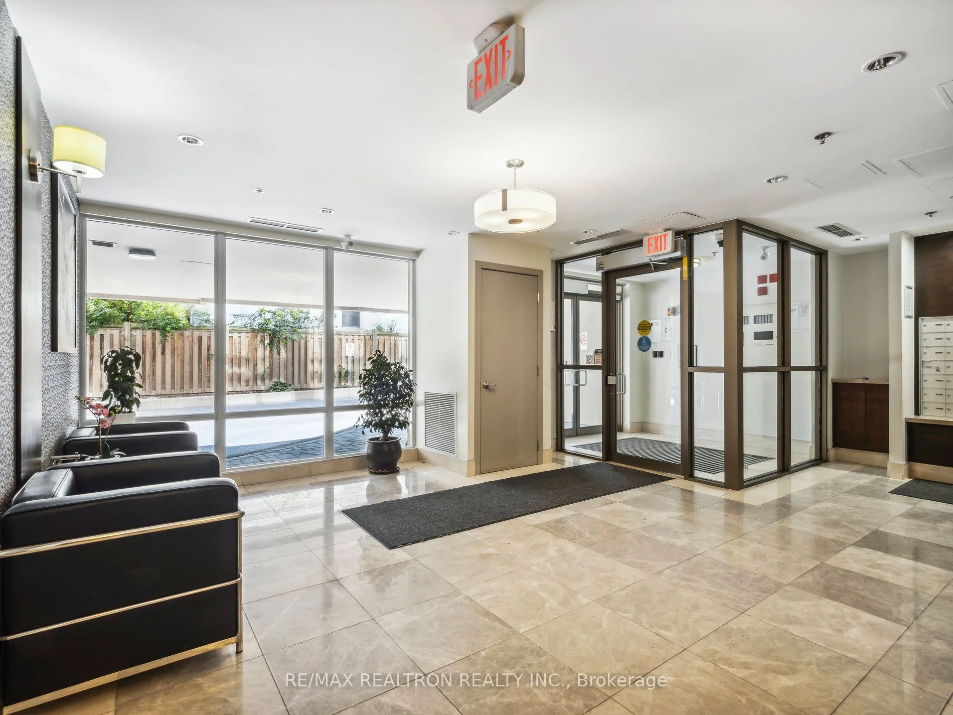 801 Sheppard Street W 605, Toronto C06, On M3h 0a8