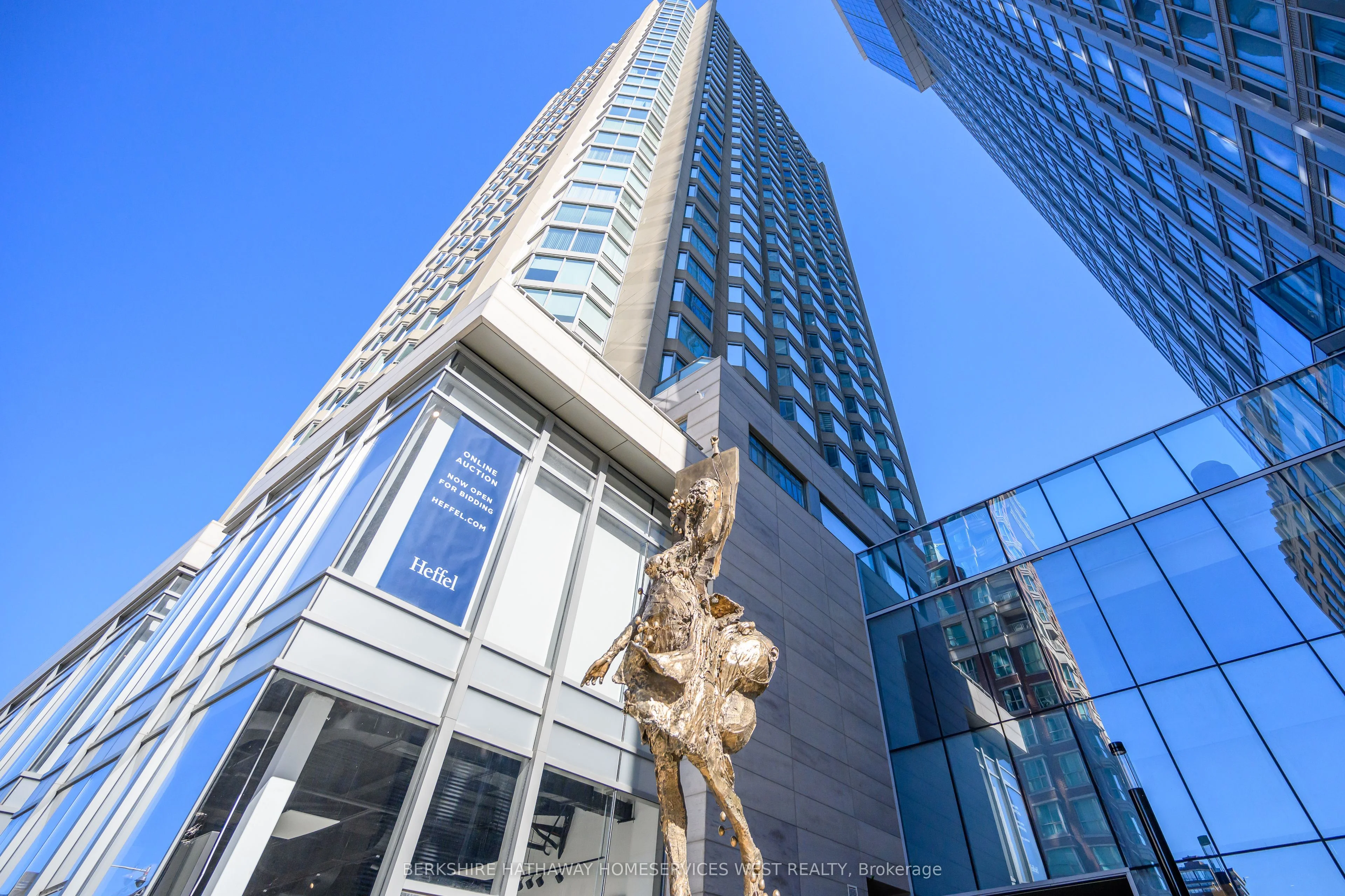 155 Yorkville Avenue 1504, Toronto C02, ON M5R 1C4