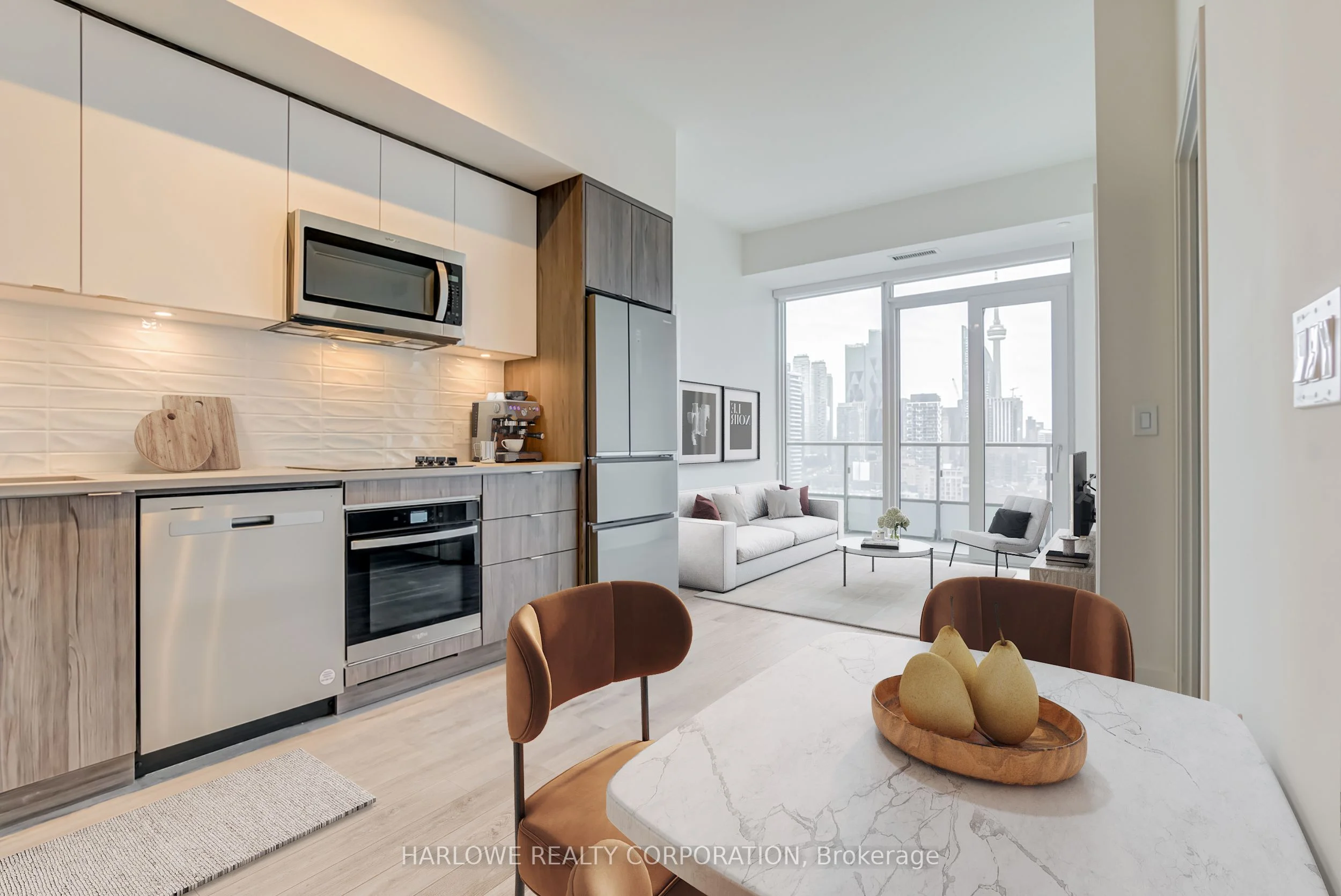 121 Lower Sherbourne Street 1748 SW, Toronto C08, ON M5A 0W8