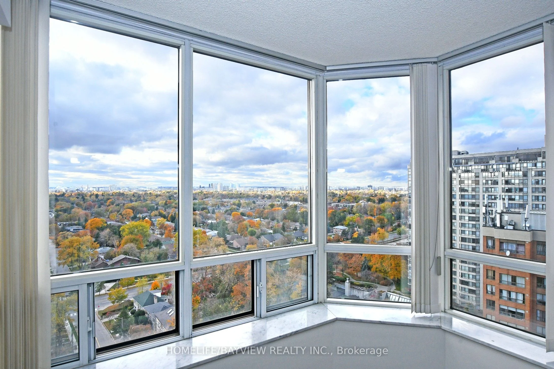 5418 Yonge Street 2106, Toronto C07, ON M2N 6X4