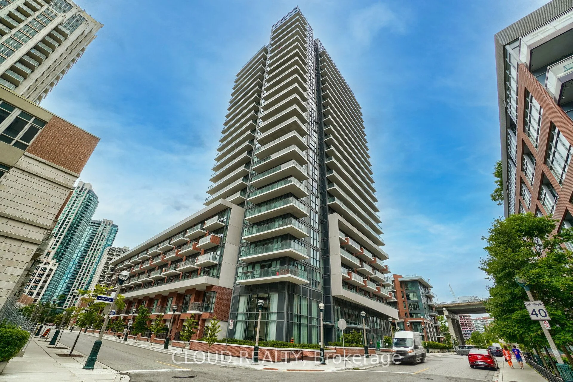38 Iannuzzi Street 2505, Toronto C01, ON M5V 0S2