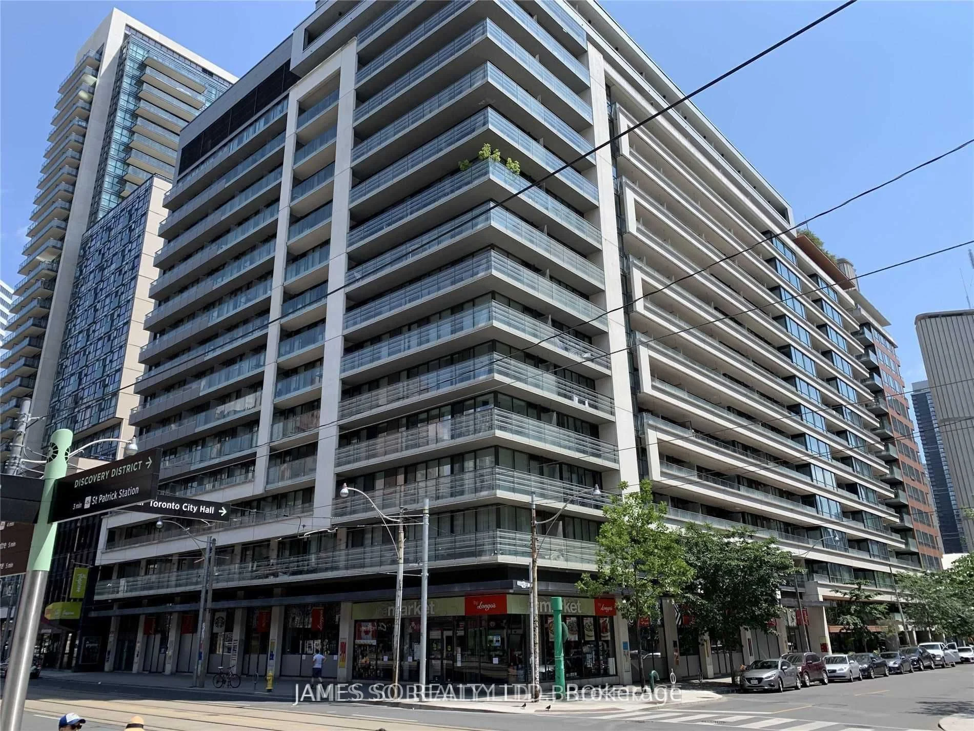 Condo Apartment in Toronto