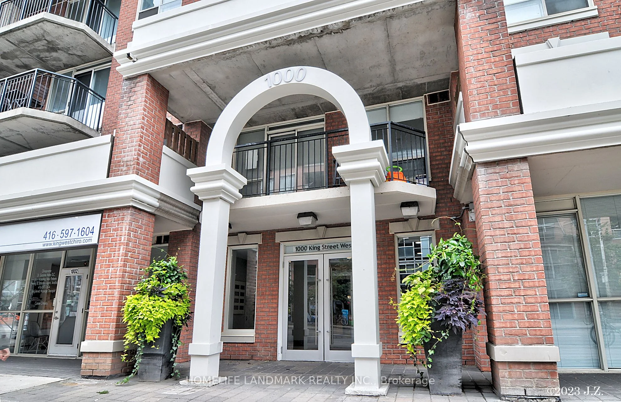 1000 King Street W 411, Toronto C01, ON M6K 3N1