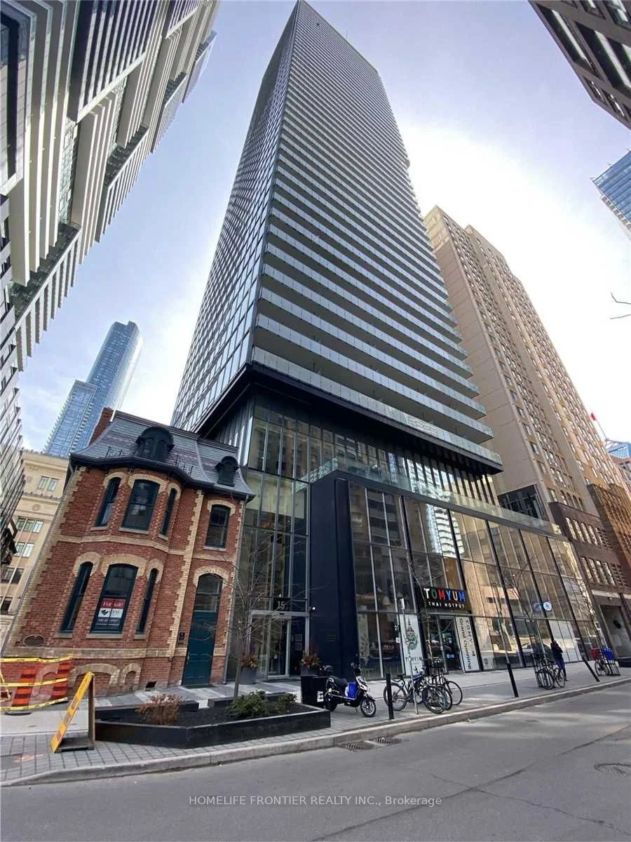 15 Grenville Street 3204, Toronto C01, ON M4Y 1A1
