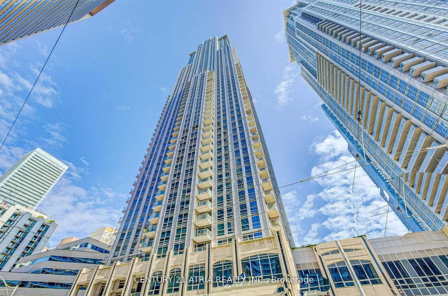 763 Bay Street 4406, Toronto C01, ON M5G 2R3