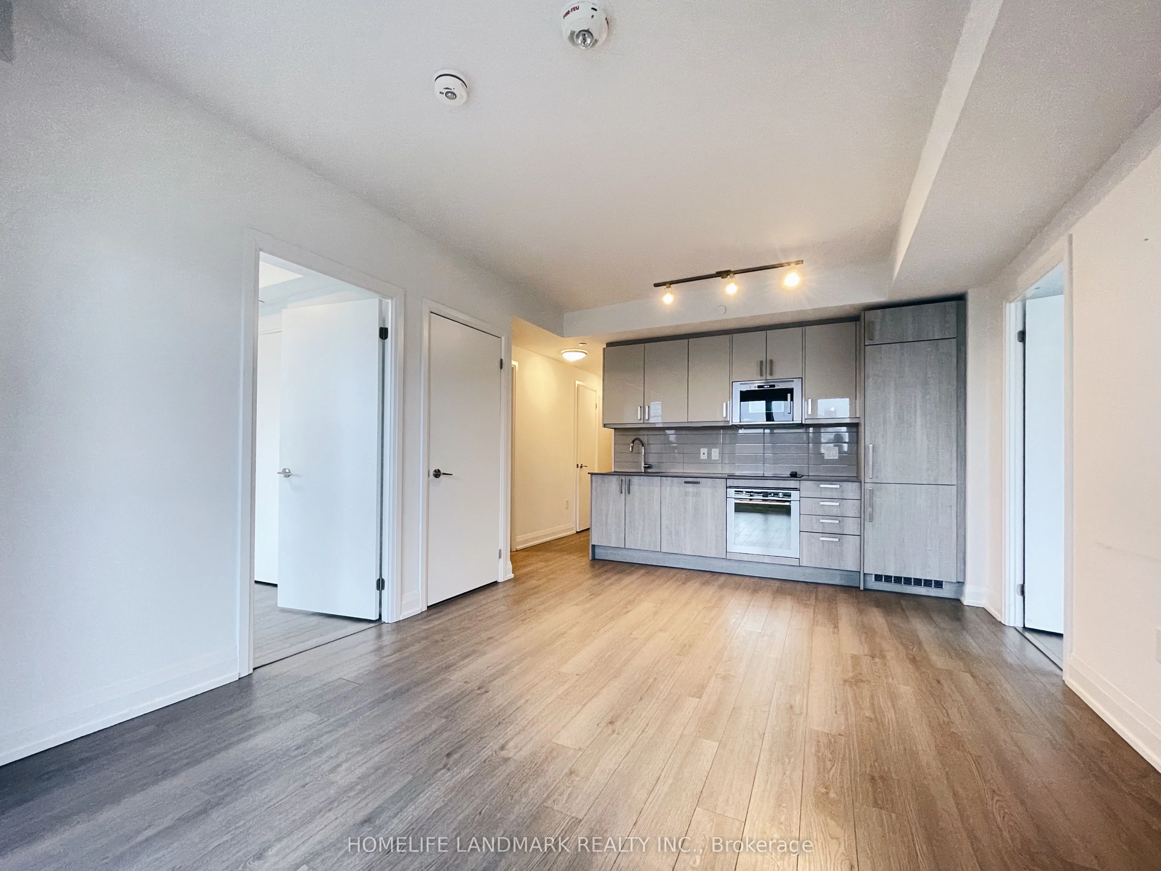 77 Mutual Street 1408, Toronto C08, ON M5B 0B9