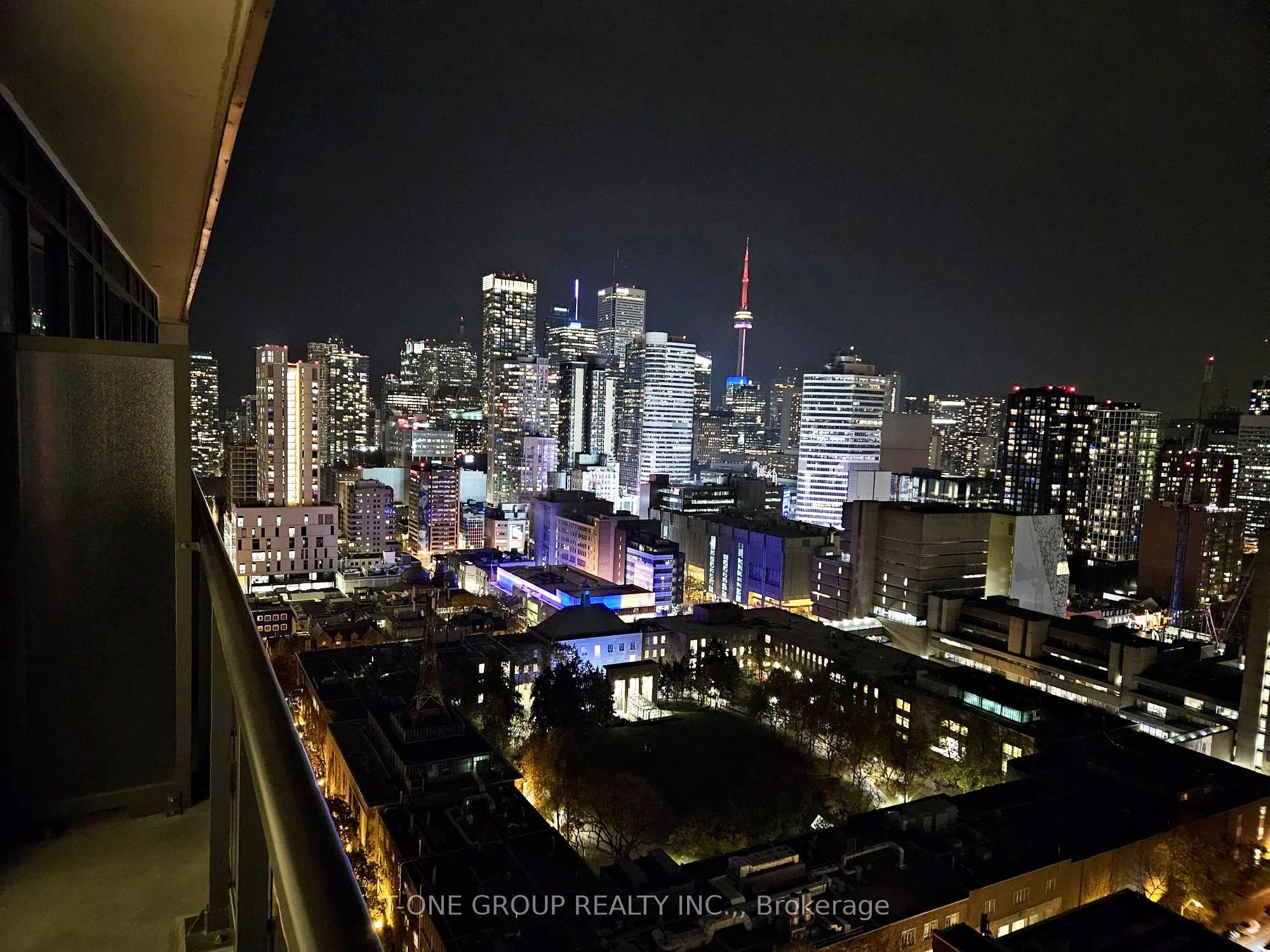 89 Mcgill Street W 2612, Toronto C08, ON M5B 0B1